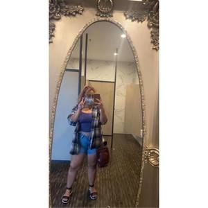 Meet your Posher, Ellen